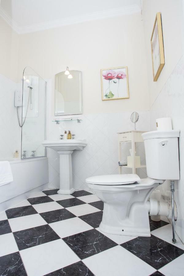 26 The Crescent - Guest House Ayr Dış mekan fotoğraf